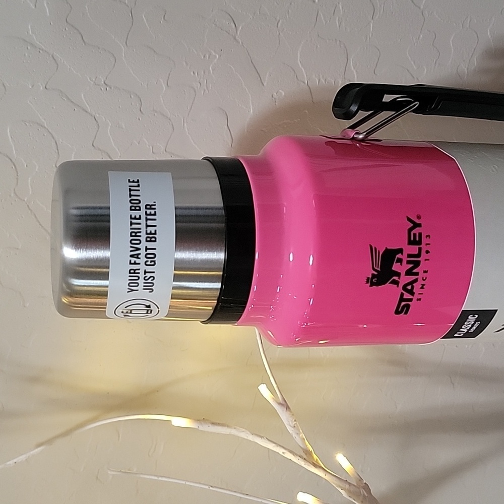 Stanley 1.5 qt. Classic Ultra Vacuum Bottle – ( ELECTRIC PINK) - Picture 3 of 4